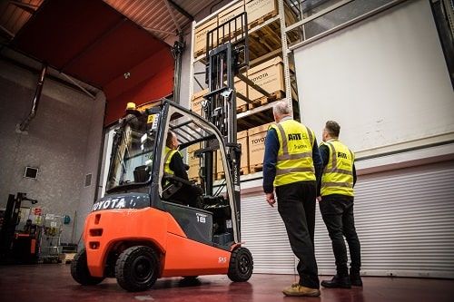 Forklift Aitt 1 (1)