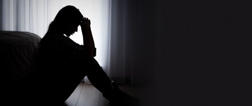 Sillhouette Woman Depressed Med Istock Credit Simpson33