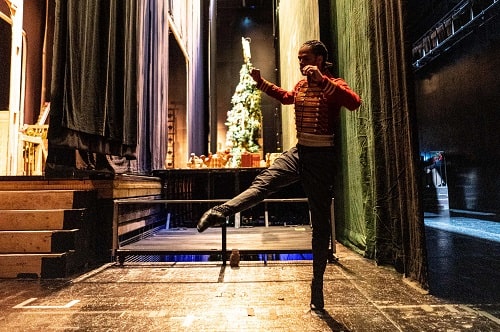 The Royal Balletbackstage At The Nutcrakcer Photo By Andrej Uspenski 2 (002)